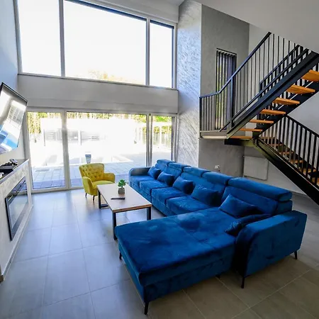 Hills * Биелина